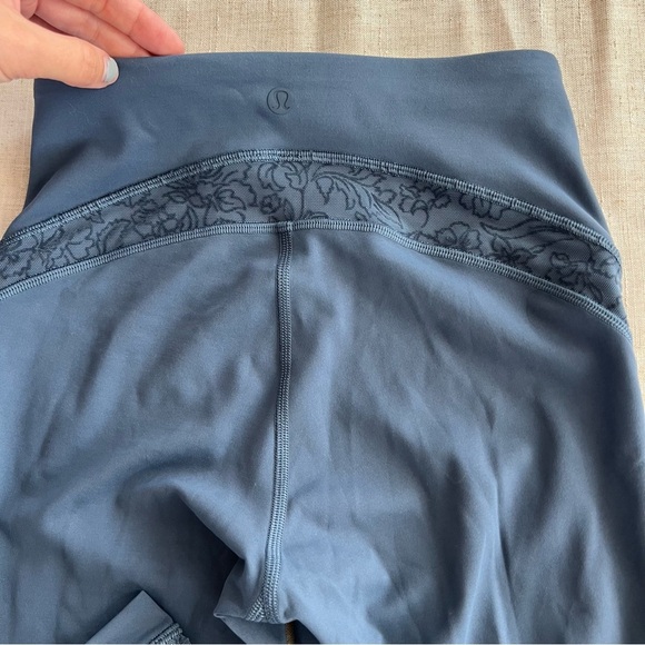 Lululemon Wunder Under Crop High-Rise Flocked Everlux Code Blue - Picture 5 of 8